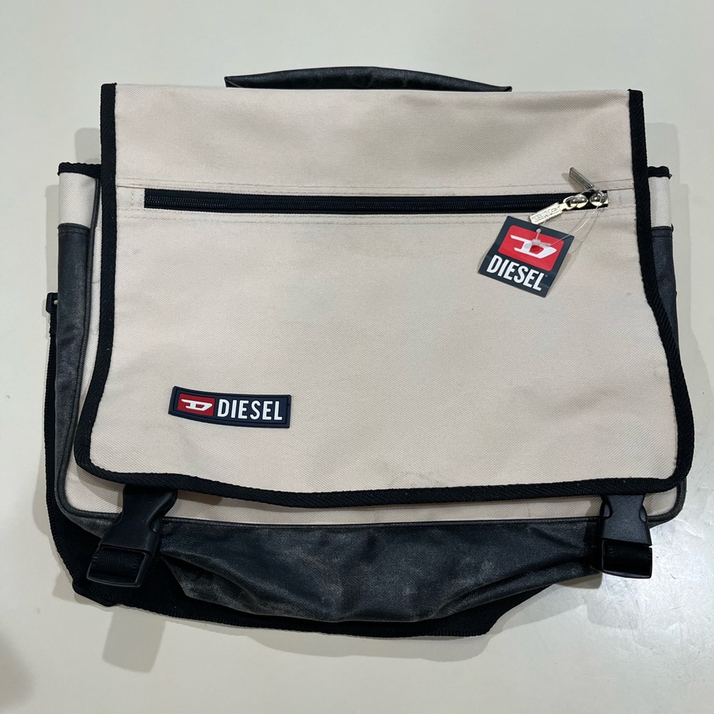 Diesel messenger bag